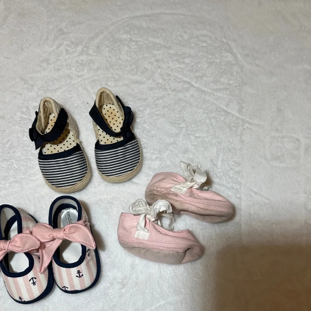 Dondolo baby girls crib shoes navy and pink NB-0/3